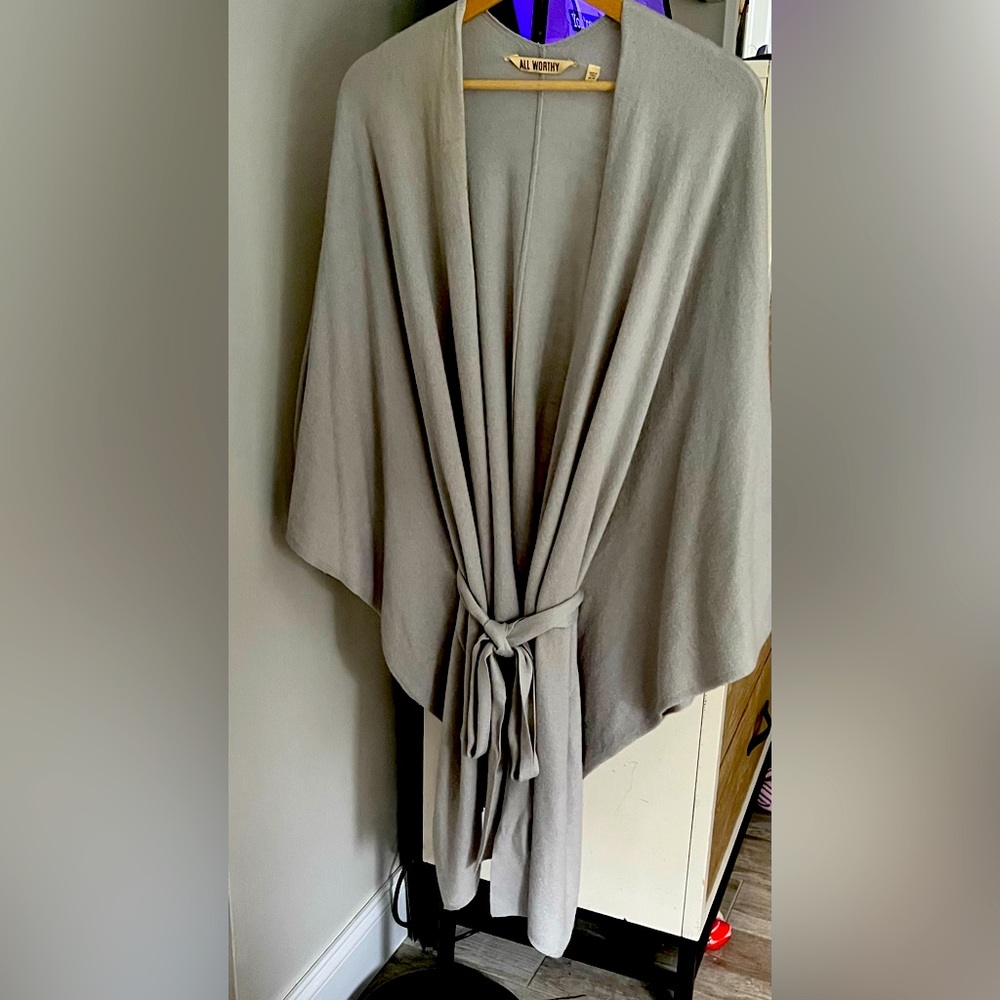 YOU NEED THIS CARDIGAN/DRESS IN YOUR POD